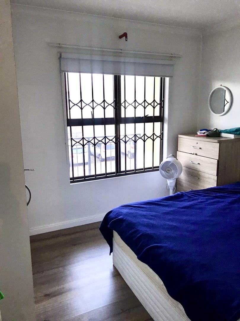 To Let 1 Bedroom Property for Rent in Rondebosch Western Cape